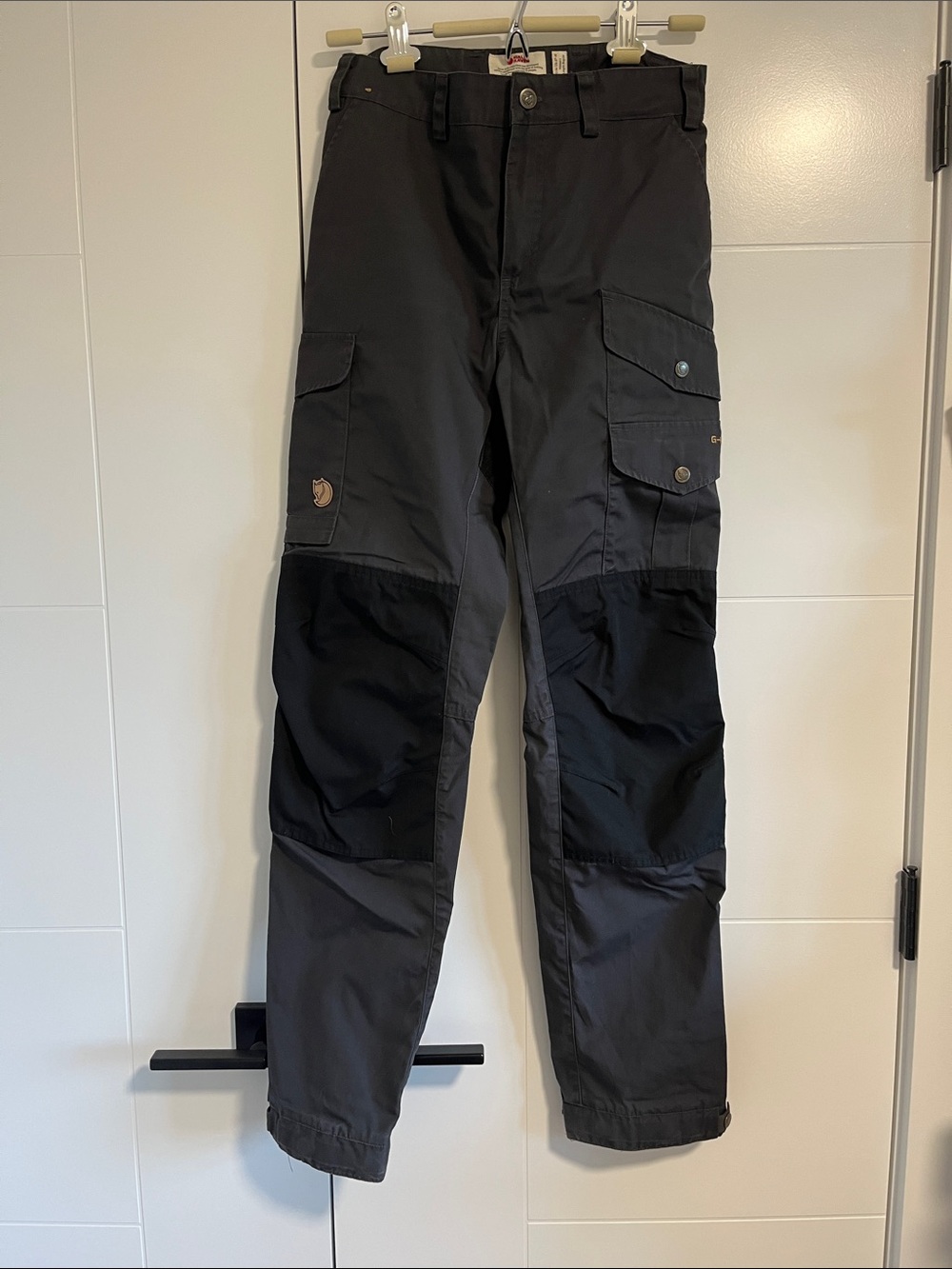 Fjallraven Women’s Two-Tone Gray and Black Cargo Pants